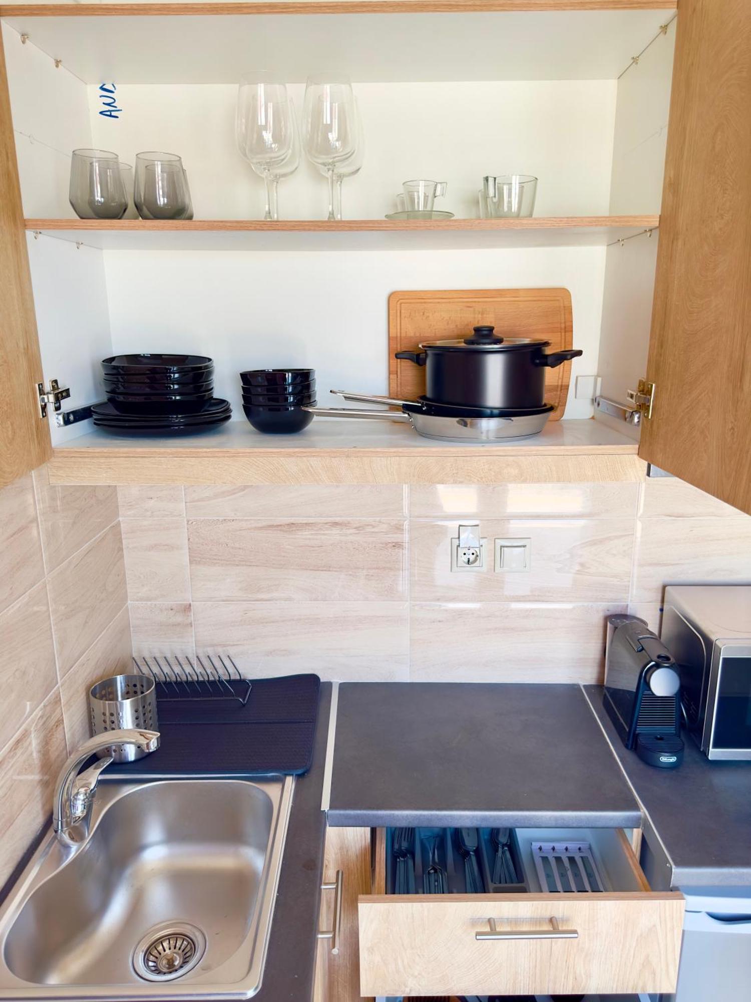 Yuna Penthouse, 100sqm Private Rooftop Terrasse, Acropolis By Foot Athens